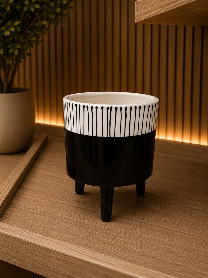 Cachepô com Pé Palito Preto e Branco | Vaso Cerâmica Listrado Retrô Moderno |