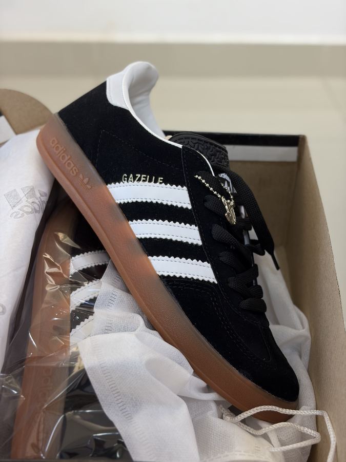 Tênis Adidas Gazelle Preto/branco