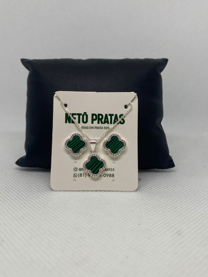 Conjunto trevo sodalita verde