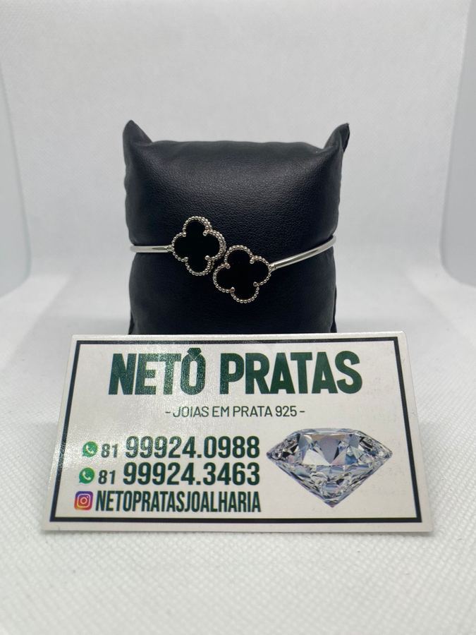 Bracelete trevo ônix