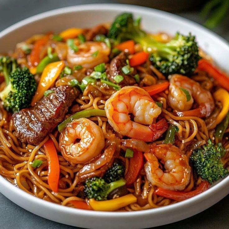 Yakisoba Especial P (1 Pessoa)