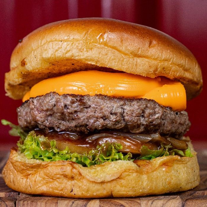 Hambúrguer Bomba Cheddar Brasa